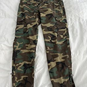 Dolce and Gabbana cargo men’s pants 36 camo